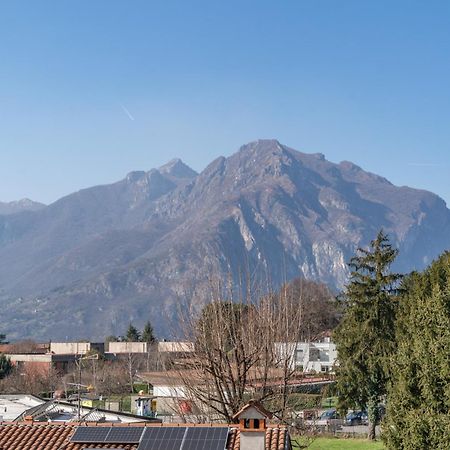 Spacious Apartment With Panoramic Views In Lecco Zewnętrze zdjęcie